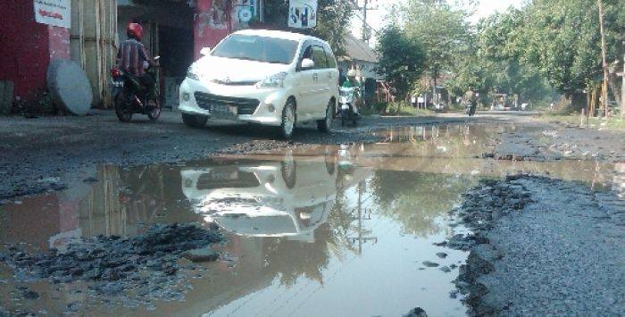 Jalur Mudik, Jalan Kawasan Utara Mojokerto Rusak Parah Jalur Mudik, Jalan Kawasan Utara Mojokerto Rusak Parah