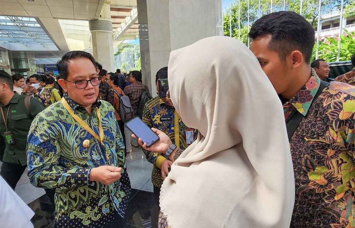 Di Penyampaian LHP LKPP 2023, Pj Gubernur Jatim Siap Dukung Arahan Presiden Jokowi soal WTP Di Penyampaian LHP LKPP 2023, Pj Gubernur Jatim Siap Dukung Arahan Presiden Jokowi soal WTP
