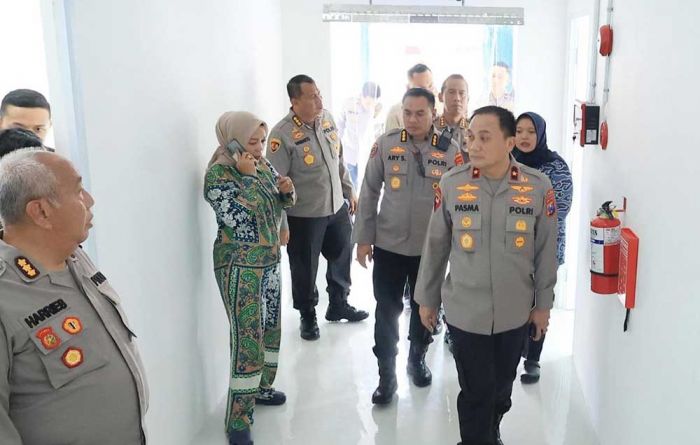 Wakapolda Jatim Tinjau Lokasi Pembangunan Gudang Ketahanan Pangan di Mojokerto Wakapolda Jatim Tinjau Lokasi Pembangunan Gudang Ketahanan Pangan di Mojokerto