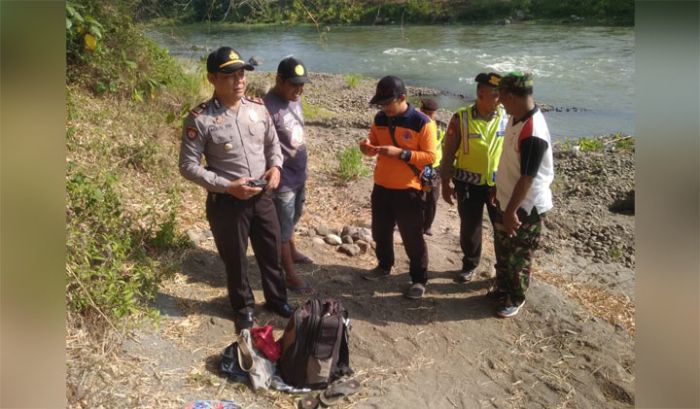 Warga Ponorogo Dilaporkan Hilang Saat Mandi di Sungai Brantas Warga Ponorogo Dilaporkan Hilang Saat Mandi di Sungai Brantas