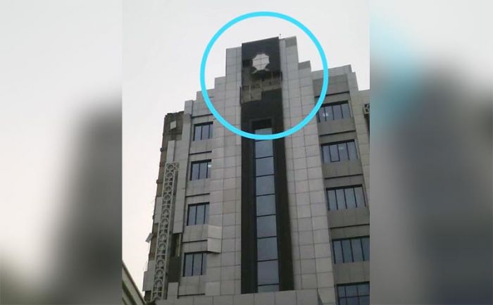 Badai Angin Terjang Bojonegoro, Sejumlah Fasilitas Pemkab Rusak Badai Angin Terjang Bojonegoro, Sejumlah Fasilitas Pemkab Rusak
