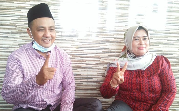 Suami Vs Istri di Pilkades Pertapan Maduretno Sidoarjo Suami Vs Istri di Pilkades Pertapan Maduretno Sidoarjo