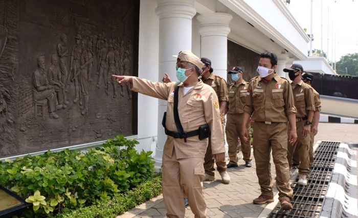 PKS Jatim Gelar Tapak Tilas Hari Pahlawan PKS Jatim Gelar Tapak Tilas Hari Pahlawan