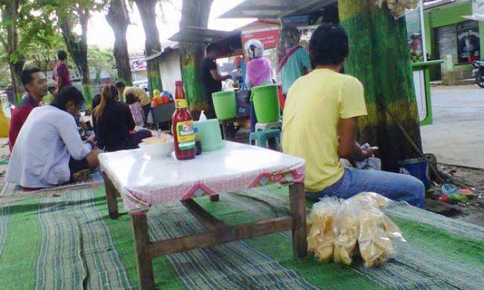 Tokoh Pemuda Minta Relokasi PKL di Sumenep Ditunda Tokoh Pemuda Minta Relokasi PKL di Sumenep Ditunda
