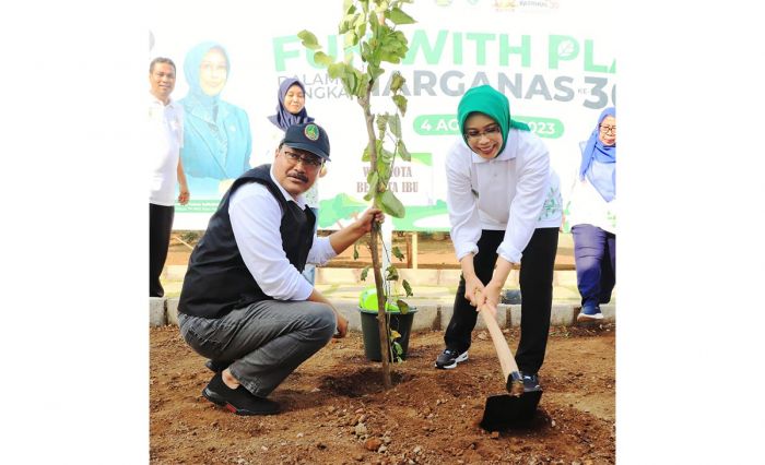 Cegah Stunting, Pemkot Pasuruan Gelar Gerakan Tanam Bibit Pohon Cegah Stunting, Pemkot Pasuruan Gelar Gerakan Tanam Bibit Pohon