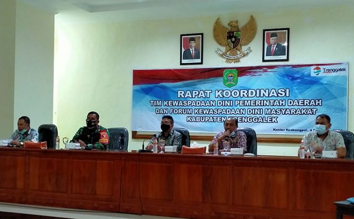 Bahas Penanganan Covid-19 dan Pilkada, Kesbangpol Trenggalek Gelar Rakor Tim Kewaspadaan Dini Bahas Penanganan Covid-19 dan Pilkada, Kesbangpol Trenggalek Gelar Rakor Tim Kewaspadaan Dini