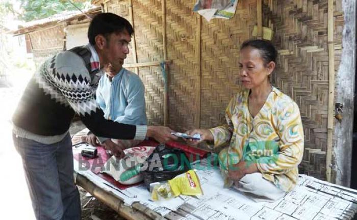 Rumah Satu Beri Santunan Nenek Tuna Daksa yang Luput dari Perhatian Pemerintah