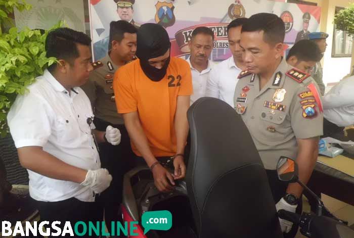 Aborsi Bayi Hasil Hubungan di Luar Nikah, Dua Sejoli ini Diamankan Polres Mojokerto Aborsi Bayi Hasil Hubungan di Luar Nikah, Dua Sejoli ini Diamankan Polres Mojokerto