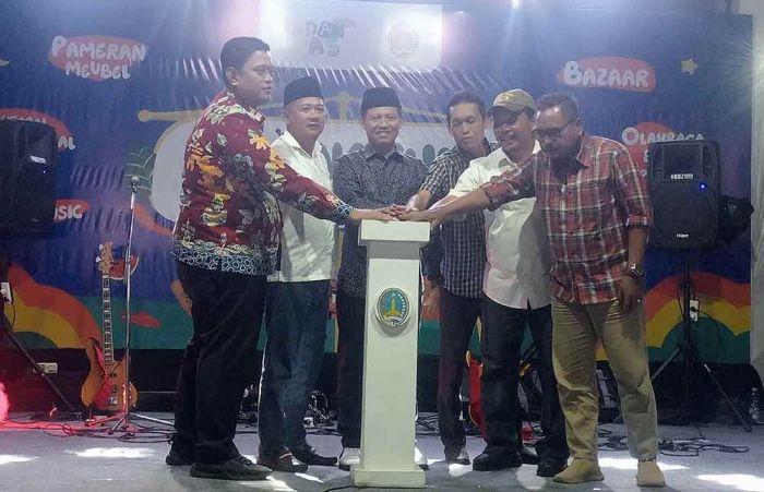 Tingkatkan Ekonomi Masyarakat, Wawali Pasuruan Buka Kebonagung Night Market