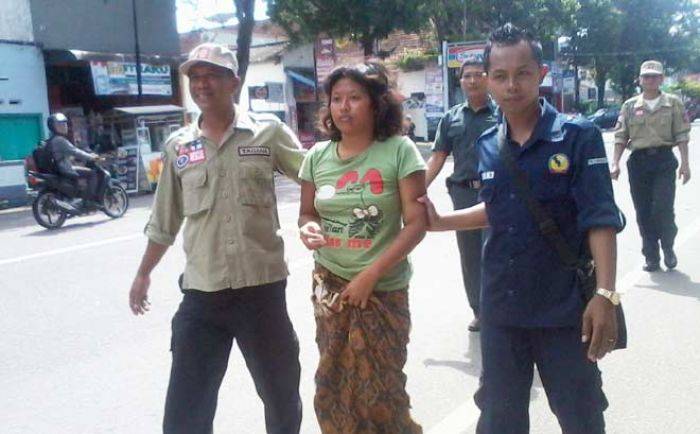 TRC PMKS Ponorogo Diresmikan Bupati, Langsung Jaring 9 Gepeng TRC PMKS Ponorogo Diresmikan Bupati, Langsung Jaring 9 Gepeng