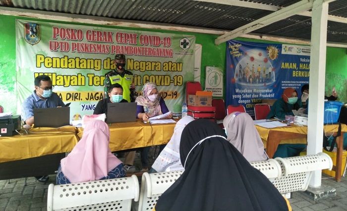 Puluhan Guru PAUD di Tuban Jalani Vaksinasi Covid-19 Tahap 2 Puluhan Guru PAUD di Tuban Jalani Vaksinasi Covid-19 Tahap 2