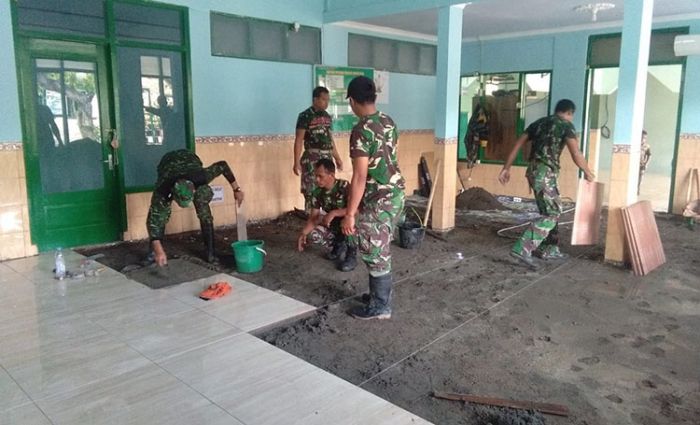 Resmi Pimpin Kodim 0805 Ngawi, Letkol Inf. Totok Prio Kismanro Awali Tugasnya dengan Benahi Masjid Resmi Pimpin Kodim 0805 Ngawi, Letkol Inf. Totok Prio Kismanro Awali Tugasnya dengan Benahi Masjid