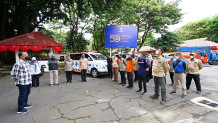 Bantu Korban Erupsi Gunung Semeru, Pemkab Banyuwangi Kirim Relawan dan Paket Sembako ke Lumajang Bantu Korban Erupsi Gunung Semeru, Pemkab Banyuwangi Kirim Relawan dan Paket Sembako ke Lumajang