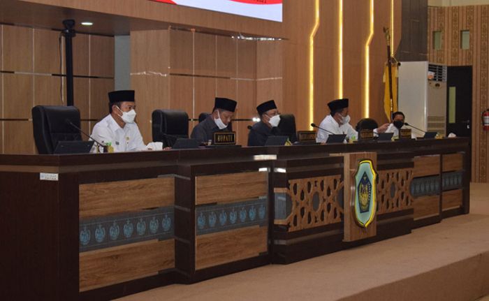 Legislatif dan Eksekutif Lamongan Saling Sampaikan Pandangan, RPJMD 2021-2026 Dinilai Positif Legislatif dan Eksekutif Lamongan Saling Sampaikan Pandangan, RPJMD 2021-2026 Dinilai Positif