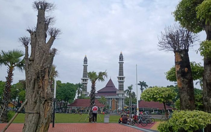 BMKG Sebut Jombang Berawan pada 10 Januari 2024 BMKG Sebut Jombang Berawan pada 10 Januari 2024