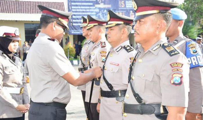 Kapolres Pamekasan Gelar Sertijab Wakapolres dan Kabagops Kapolres Pamekasan Gelar Sertijab Wakapolres dan Kabagops