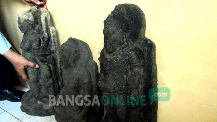 Candi di Desa Banjarsari Nganjuk Akhirnya Ditinjau BPCB Mojokerto Candi di Desa Banjarsari Nganjuk Akhirnya Ditinjau BPCB Mojokerto