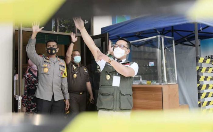 Bukan Bohongan, Kang Emil Ambil Darah Pakai Vacutainer Bukan Bohongan, Kang Emil Ambil Darah Pakai Vacutainer