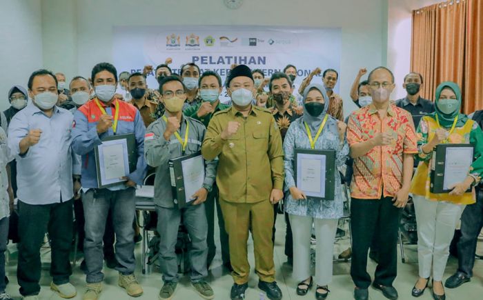 Pemkab Gresik Gandeng Kadin dan UMG Gelar Pelatihan Kerja Internasional Pemkab Gresik Gandeng Kadin dan UMG Gelar Pelatihan Kerja Internasional