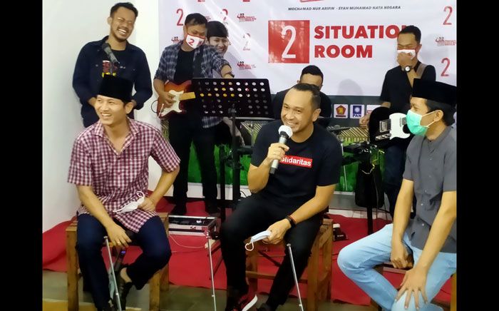 Giring: Cabup Arifin Pemimpin Masa Depan yang Memiliki Ide Kreatif dan Inovatif Giring: Cabup Arifin Pemimpin Masa Depan yang Memiliki Ide Kreatif dan Inovatif