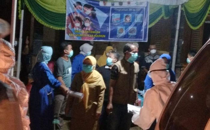 Di-rapid Test Antigen, 66 Warga Desa Bantengan dan 22 Warga Desa Mojopurno Madiun Positif Di-rapid Test Antigen, 66 Warga Desa Bantengan dan 22 Warga Desa Mojopurno Madiun Positif