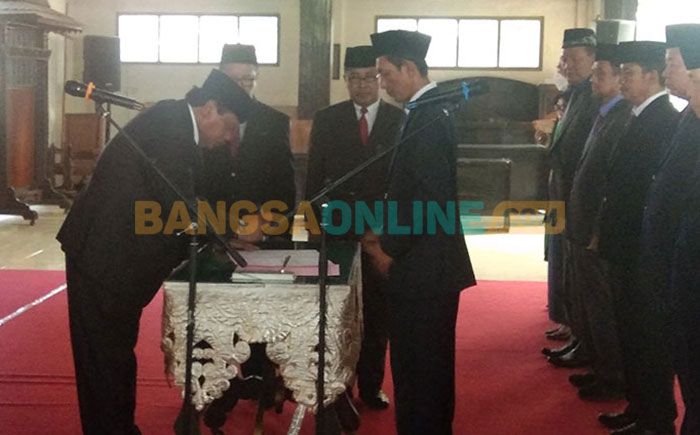 Plt Bupati Nganjuk Lantik Pejabat Eselon II dan III