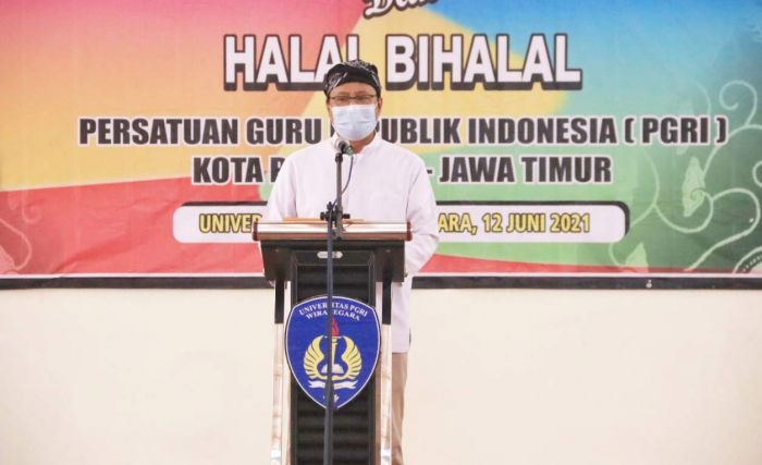 Pengurus PGRI Kota Pasuruan Resmi Dilantik, Gus Ipul Harap Pendidik Mampu Hadapi Tantangan Kemajuan Pengurus PGRI Kota Pasuruan Resmi Dilantik, Gus Ipul Harap Pendidik Mampu Hadapi Tantangan Kemajuan