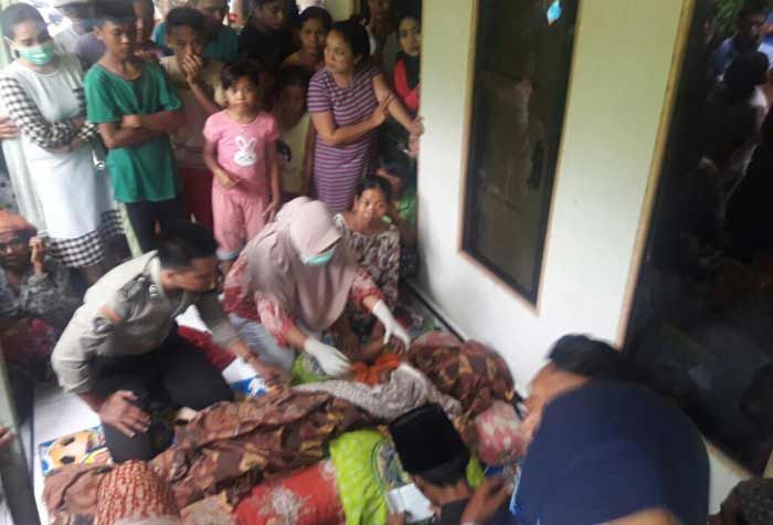 Perbaiki Kabel Listrik, Warga Kapongan Situbondo Tewas Kesetrum Perbaiki Kabel Listrik, Warga Kapongan Situbondo Tewas Kesetrum