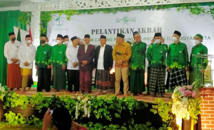 Lantik Pergunu se-Yogyakarta, Kiai Asep: Penjual Kayu Lebih Mulia Ketimbang Tokoh yang Minta Lantik Pergunu se-Yogyakarta, Kiai Asep: Penjual Kayu Lebih Mulia Ketimbang Tokoh yang Minta