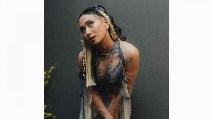 NIKI Jadi Penyanyi Solo Indonesia Pertama yang Tembus Top 30 Global Spotify NIKI Jadi Penyanyi Solo Indonesia Pertama yang Tembus Top 30 Global Spotify