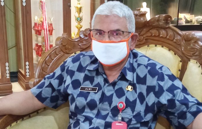 Topang Perekonomian, Dinsos Jatim Bekali Klien UPT dengan Budi Daya Cacing Topang Perekonomian, Dinsos Jatim Bekali Klien UPT dengan Budi Daya Cacing