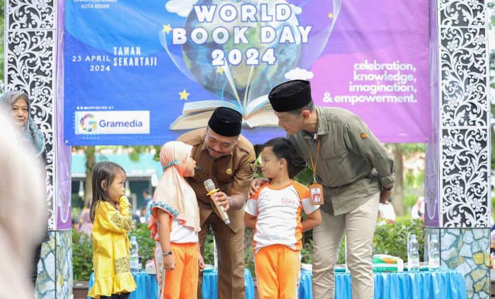 Tingkatkan Minat Baca dan Literasi Pelajar, Pemkot Kediri Peringati World Book and Copyright Day Tingkatkan Minat Baca dan Literasi Pelajar, Pemkot Kediri Peringati World Book and Copyright Day