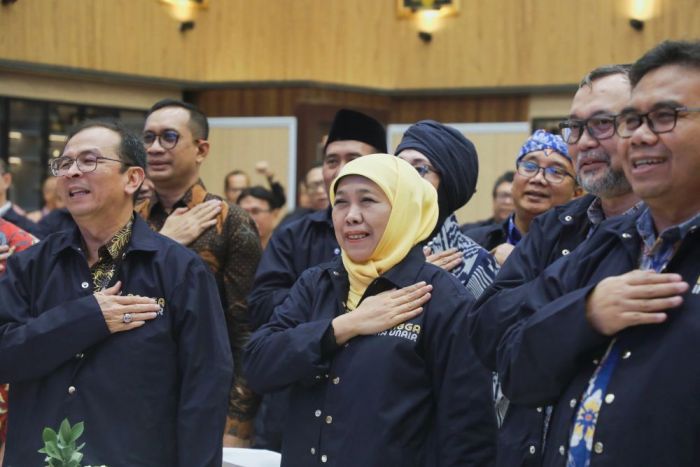 Gubernur Khofifah Ajak IKA Unair Ambil Peran Strategis dalam Diplomasi Antarbangsa
