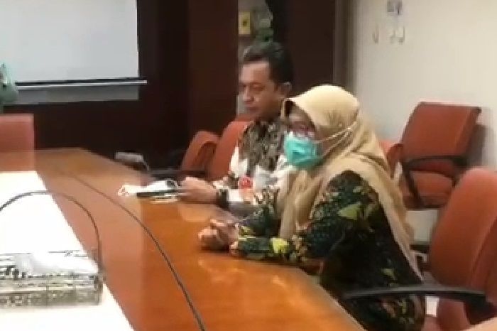 Viral Band Kotak Manggung di Halaman Rumah Sakit, Direktur RSUD Bangil Minta Maaf Viral Band Kotak Manggung di Halaman Rumah Sakit, Direktur RSUD Bangil Minta Maaf
