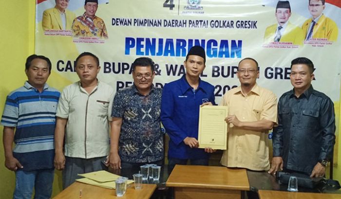 Tri Putro Utomo Daftar Bacabup di Golkar Gresik Tri Putro Utomo Daftar Bacabup di Golkar Gresik