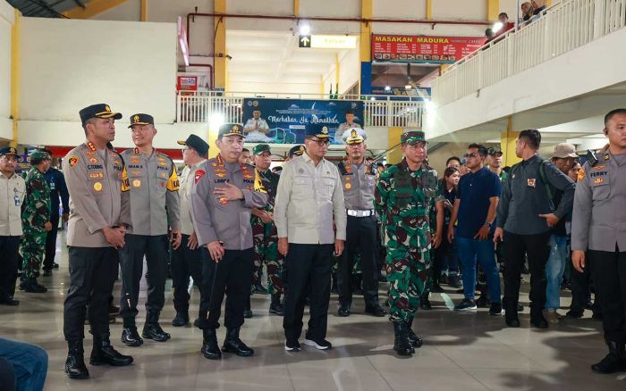 Jelang Mudik Lebaran, Kapolri bersama Panglima TNI dan Menhub Pantau Terminal Bungurasih