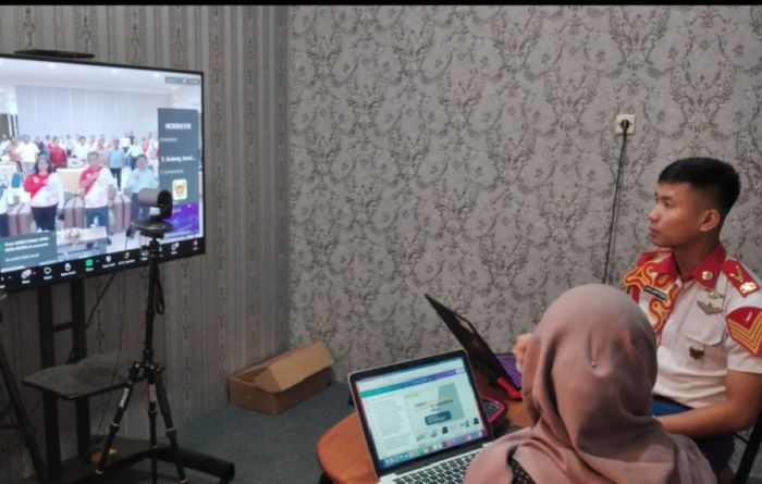 Pemkot Kediri Berikan Literasi Kemanan Digital Melalui Webinar Harmoni Belajar Seri 3 Pemkot Kediri Berikan Literasi Kemanan Digital Melalui Webinar Harmoni Belajar Seri 3