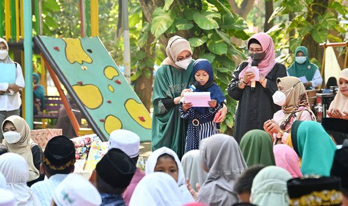 Meriahnya Berbagi Kasih Anak Yatim Bersama Ketua TP PKK Kota Pasuruan Meriahnya Berbagi Kasih Anak Yatim Bersama Ketua TP PKK Kota Pasuruan