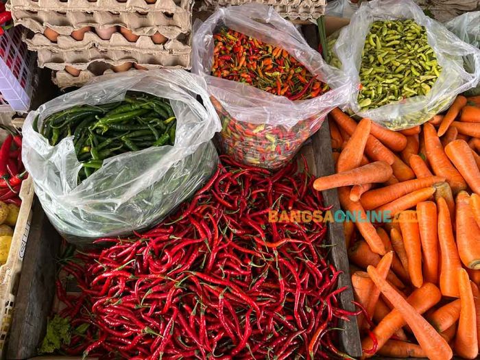 Harga Sembako Jatim Berangsur Stabil, Cabai Rawit Turun Rp88 Ribu per Kg