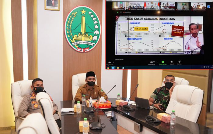 Ikuti Vidcon dengan Presiden Jokowi, Wawali Adi Sampaikan Perkembangan Covid-19 di Kota Pasuruan Ikuti Vidcon dengan Presiden Jokowi, Wawali Adi Sampaikan Perkembangan Covid-19 di Kota Pasuruan