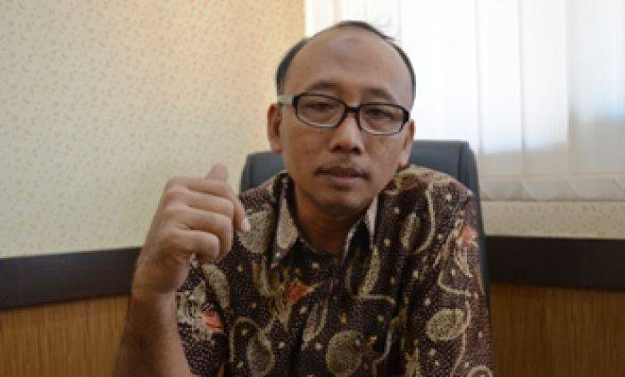 DPRD Jatim Minta LKS Sadisme segera Ditarik dari Peredaran DPRD Jatim Minta LKS Sadisme segera Ditarik dari Peredaran