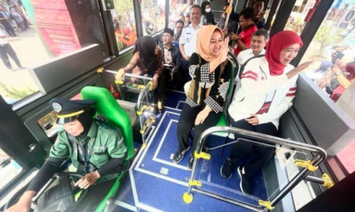 Gratis Selama 7 Hari, Gubernur Khofifah Resmikan Transjatim Rute Baru Sidoarjo-Mojokerto