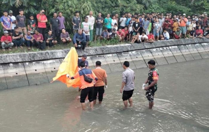 Seorang Pemuda Ditemukan Meninggal Mengapung di Kanal Desa Jonggrang Magetan