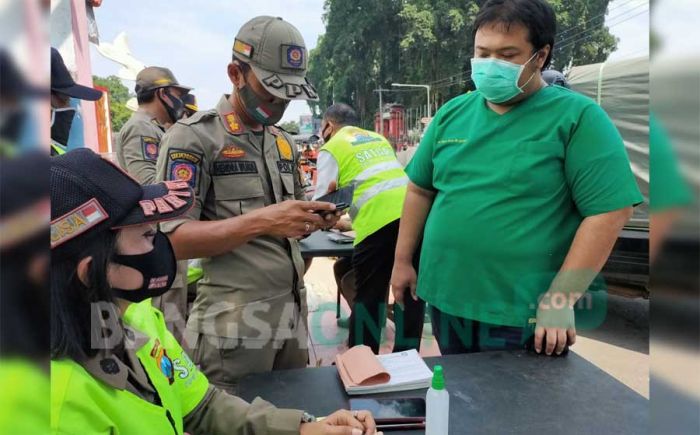 Tukang Becak Hingga Tenaga Medis Terjaring Razia Protokol Kesehatan di Kota Blitar