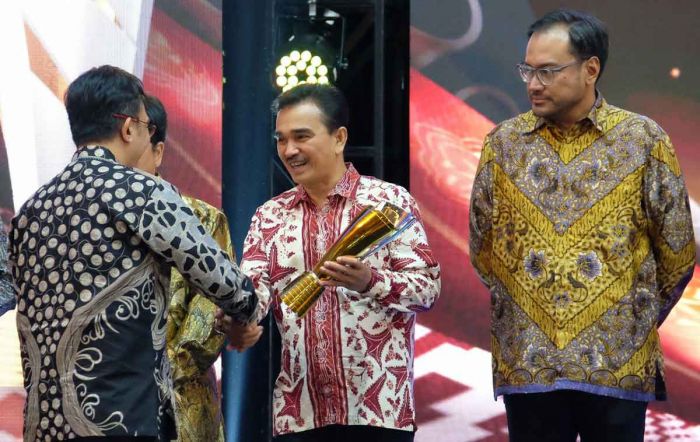 SIG Sabet 3 Penghargaan Kinerja Terbaik dari Kementerian ESDM SIG Sabet 3 Penghargaan Kinerja Terbaik dari Kementerian ESDM