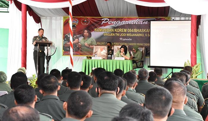 Kunker ke Sumenep, Danrem 084/BJ Ingatkan Profesionalisme Jelang Pemilu Kunker ke Sumenep, Danrem 084/BJ Ingatkan Profesionalisme Jelang Pemilu