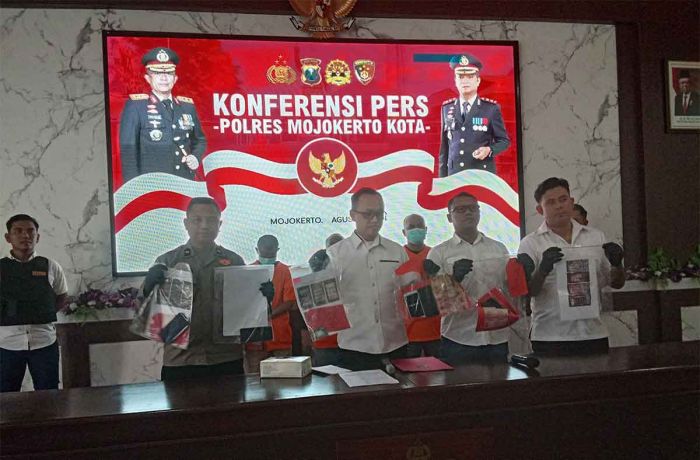 Polres Mojokerto Kota Ungkap Kasus Judi Online Polres Mojokerto Kota Ungkap Kasus Judi Online