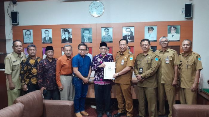 FKUB Sampaikan 6 Rekomedasi Hasil Rapat kepada Wali Kota Probolinggo FKUB Sampaikan 6 Rekomedasi Hasil Rapat kepada Wali Kota Probolinggo