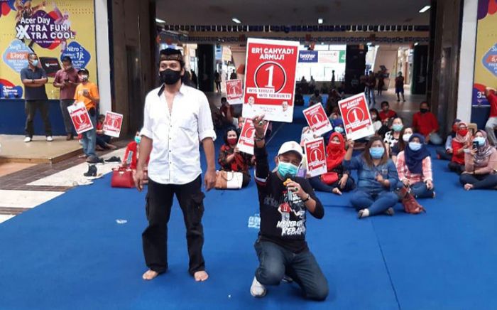 Para Pedagang Hitech Mall Siap Golkan Armuji Jadi Wawali Surabaya Para Pedagang Hitech Mall Siap Golkan Armuji Jadi Wawali Surabaya