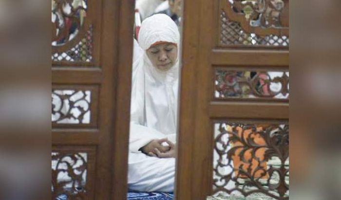 Beri Dukungan Moril ke Siswa, Gubernur Ajak Kepala Sekolah se-Jatim Puasa Sunah Beri Dukungan Moril ke Siswa, Gubernur Ajak Kepala Sekolah se-Jatim Puasa Sunah